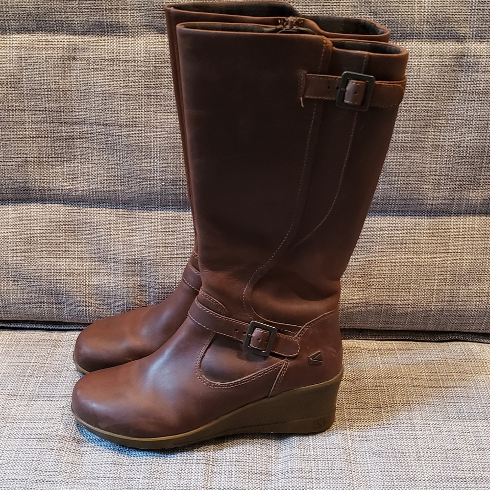 KEEN of Scotts Leather Boots, size 9